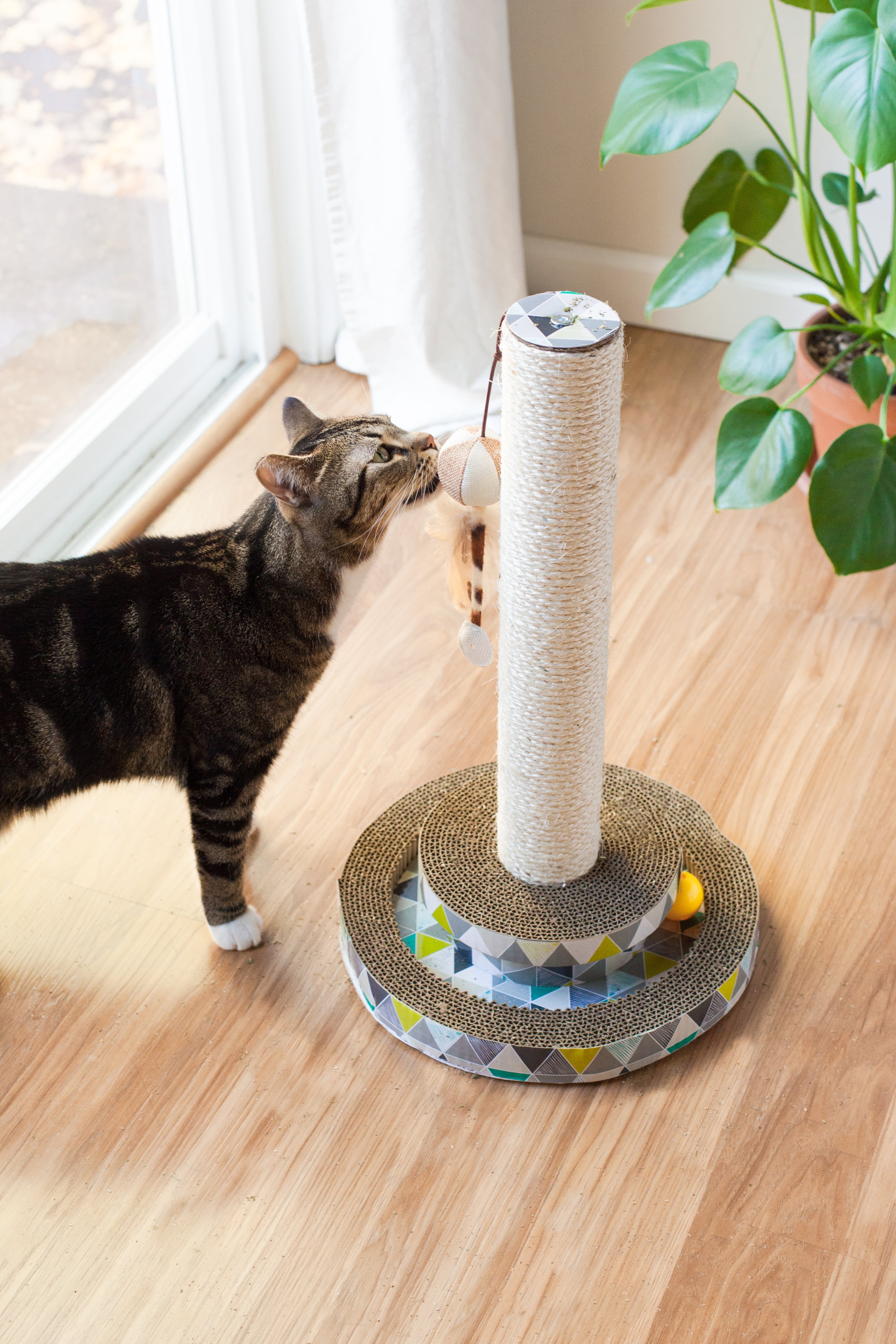 Petstages Scratch and Play Tower Track - 02/2024